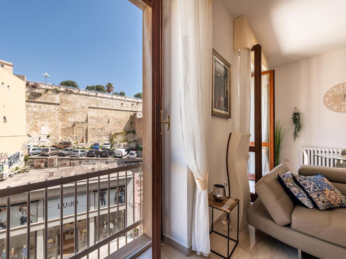 Apartment On Shopping Street Cagliari Exteriör bild
