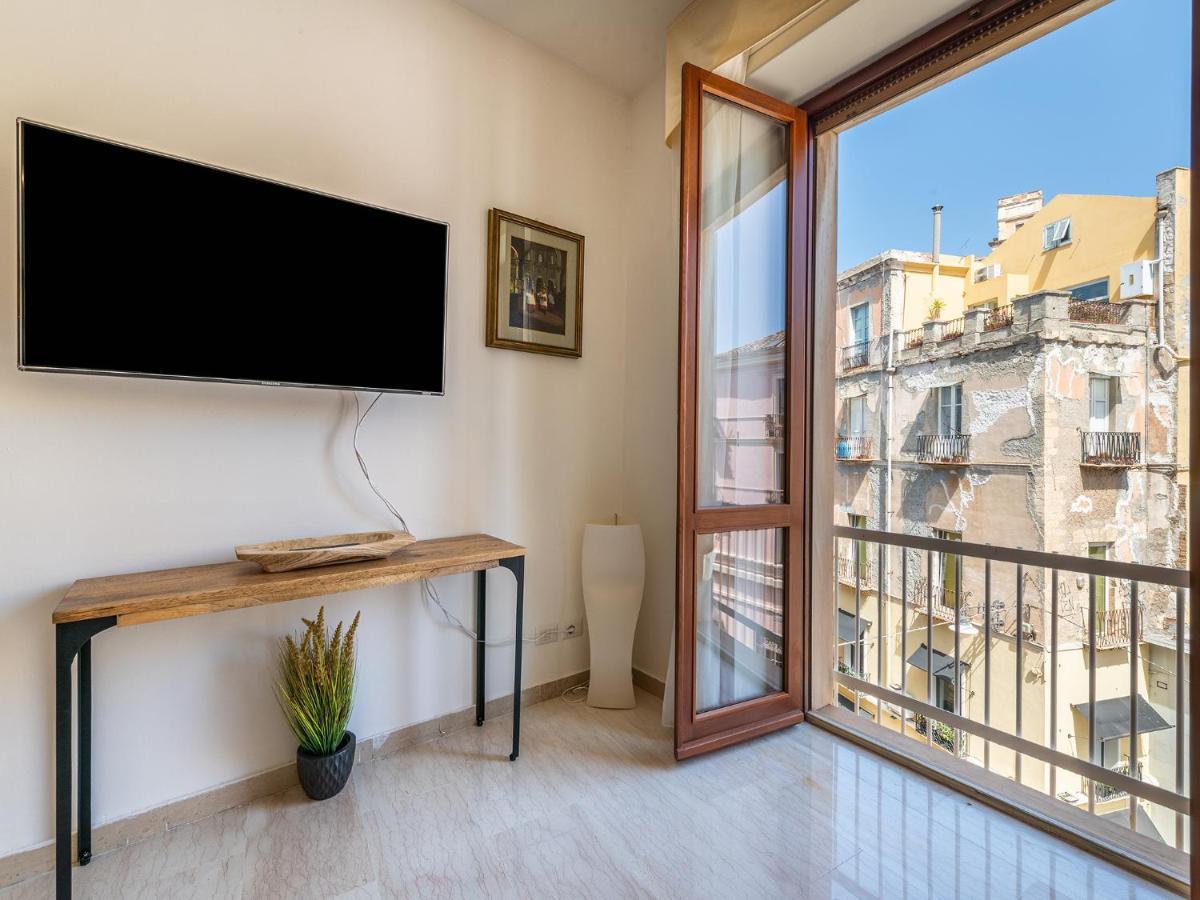 Apartment On Shopping Street Cagliari Exteriör bild